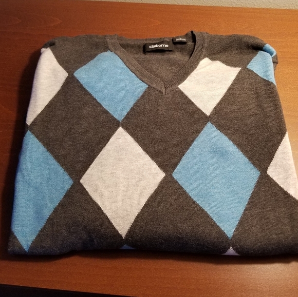 NWOT Men's Claiborne Argyle V-Neck Sweater - Picture 2 of 4